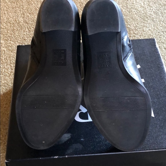 7.5 W Naturalizer Ankle Boot - Picture 3 of 7